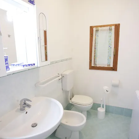 Daire Costa Ovest - Goelba *