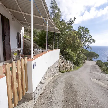 Daire Costa Ovest - Goelba Fetovaia