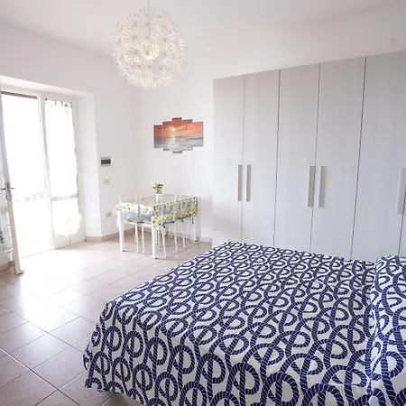 Costa Ovest - Goelba Apartman Fetovaia