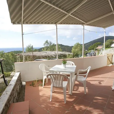 Costa Ovest - Goelba Apartament *